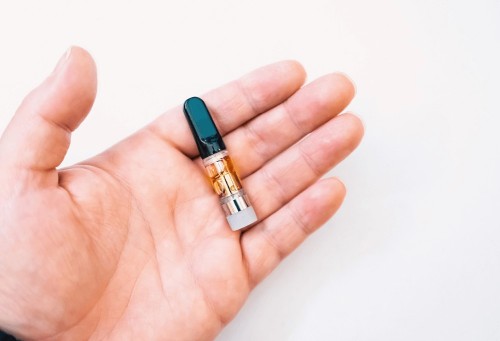 Qu'est-ce que le HHC, ce dérivé du cannabis illégal en France ?